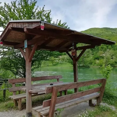 Drina-krivi Vir Баина-Башта