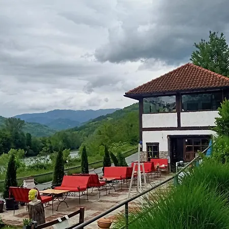 Drina-krivi Vir * Баина-Башта